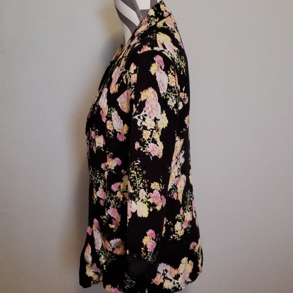 FLORAL BLAzER 💐 - Picture 5 of 7